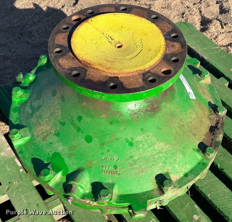 image for item LT9260 John Deere 9500  planetary drive