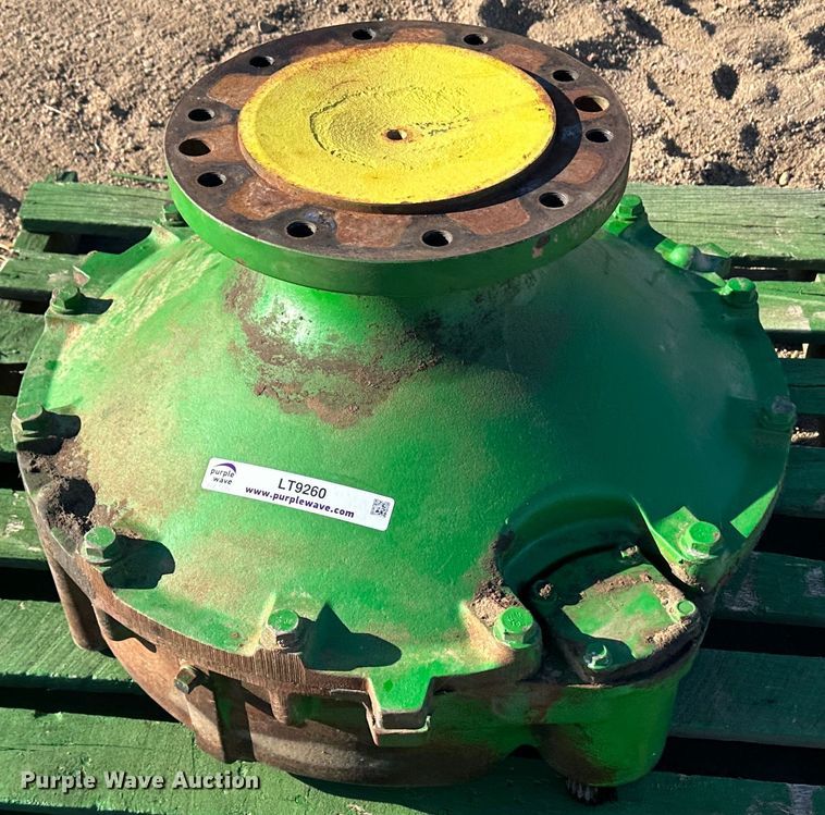 image for item LT9260 John Deere 9500  planetary drive