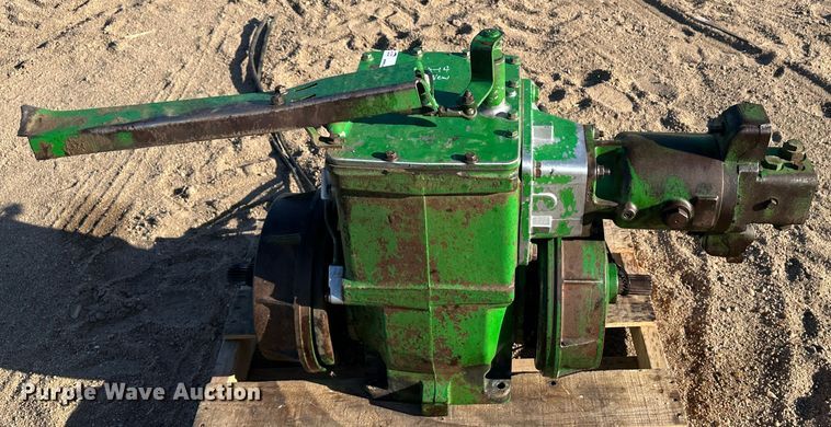 image for item LT9261 John Deere 9500  idle static hydraulic drive