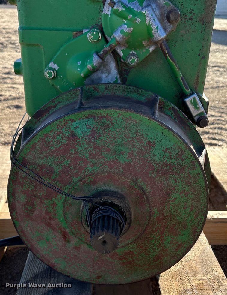 image for item LT9261 John Deere 9500  idle static hydraulic drive