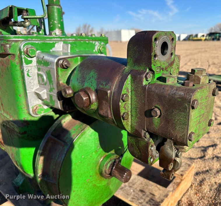 image for item LT9261 John Deere 9500  idle static hydraulic drive