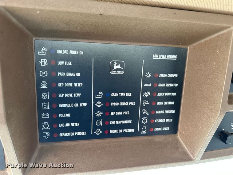 image for item LT9262 John Deere 9500  cab