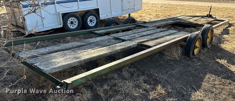 image for item LT9464 John Deere  hay bale trailer