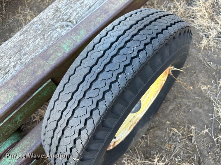 image for item LT9464 John Deere  hay bale trailer