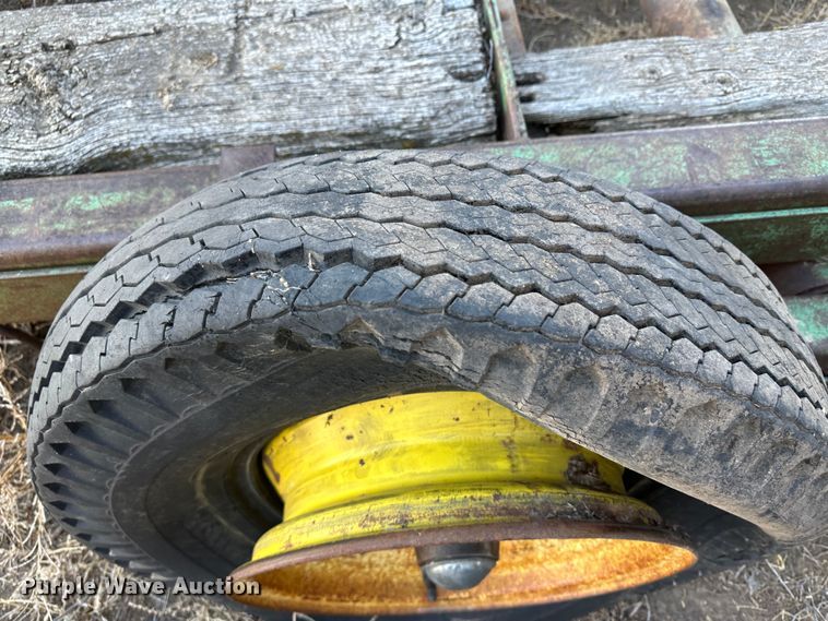image for item LT9464 John Deere  hay bale trailer