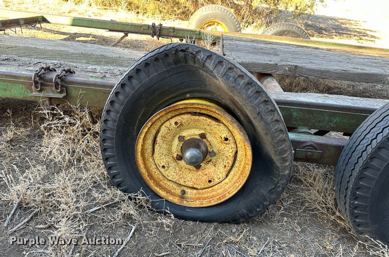 image for item LT9464 John Deere  hay bale trailer