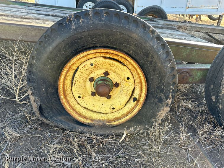 image for item LT9464 John Deere  hay bale trailer
