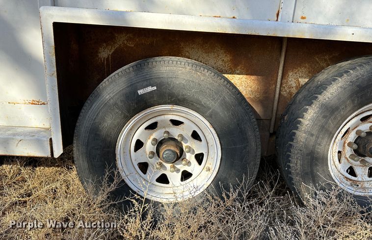 image for item LT9465 1983 Hillsboro Industries Inc.  livestock trailer