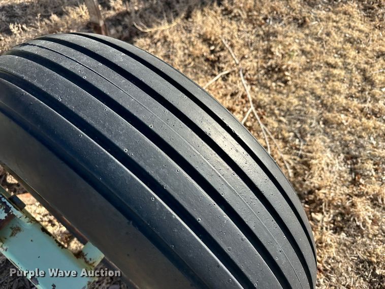 image for item LT9466 Orthman  row crop cultivator