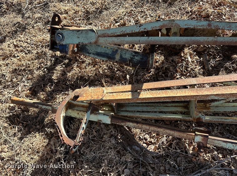image for item LT9466 Orthman  row crop cultivator