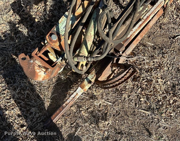 image for item LT9466 Orthman  row crop cultivator