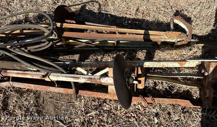 image for item LT9466 Orthman  row crop cultivator