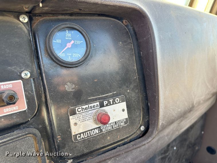 image for item LT9467 1987 International F2375  semi truck