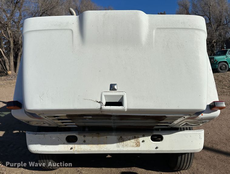 image for item LT9467 1987 International F2375  semi truck