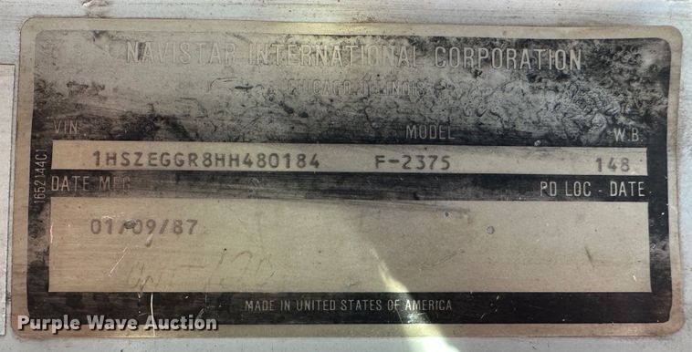 image for item LT9467 1987 International F2375  semi truck