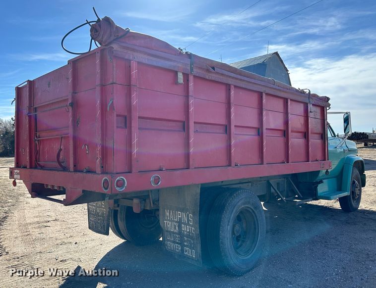 image for item LT9468 1974 GMC 6000  grain truck