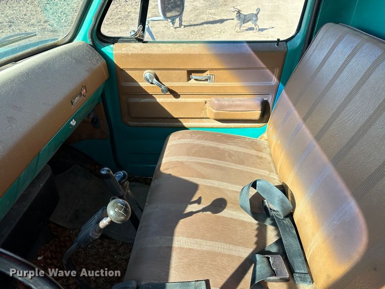 image for item LT9468 1974 GMC 6000  grain truck