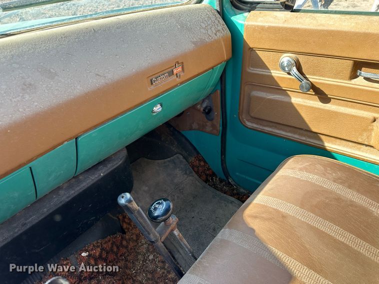 image for item LT9468 1974 GMC 6000  grain truck