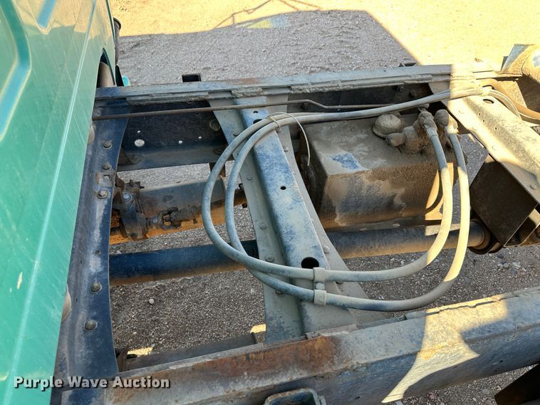 image for item LT9468 1974 GMC 6000  grain truck