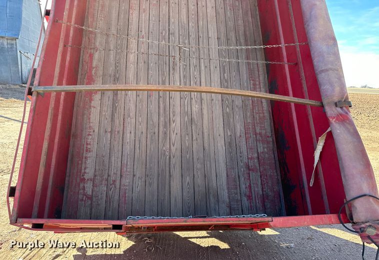 image for item LT9468 1974 GMC 6000  grain truck