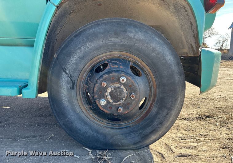 image for item LT9468 1974 GMC 6000  grain truck