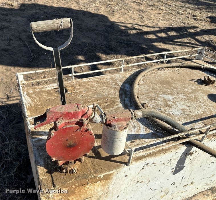 image for item LT9470 Manual transfer pump