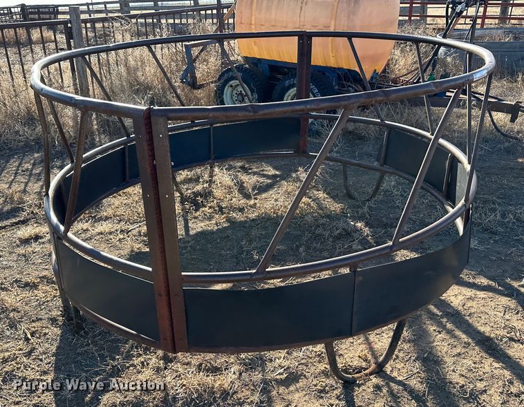 image for item LT9475 (2) round bale feeders