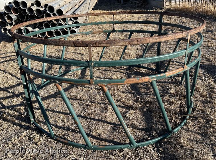 image for item LT9475 (2) round bale feeders