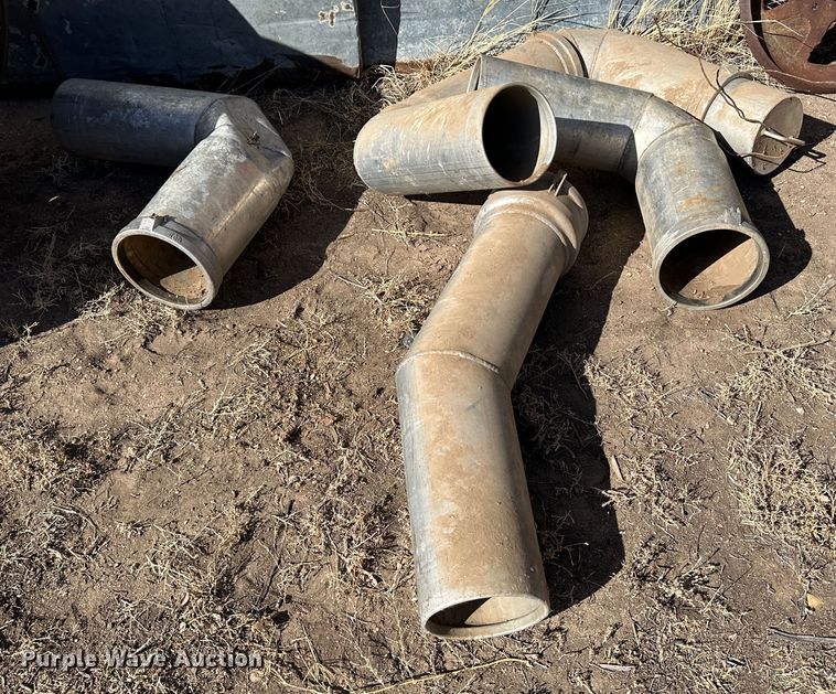 image for item LT9476 Approximately 45 joints of flood irrigation pipe