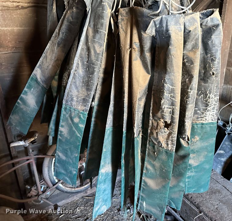 image for item LT9476 Approximately 45 joints of flood irrigation pipe