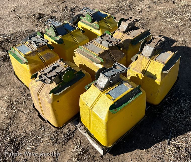 image for item LT9477 Planter parts