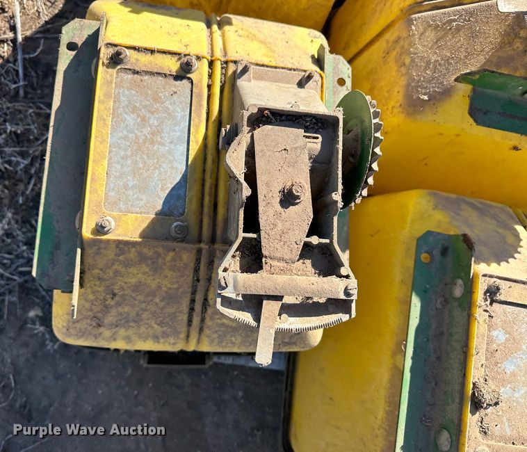 image for item LT9477 Planter parts