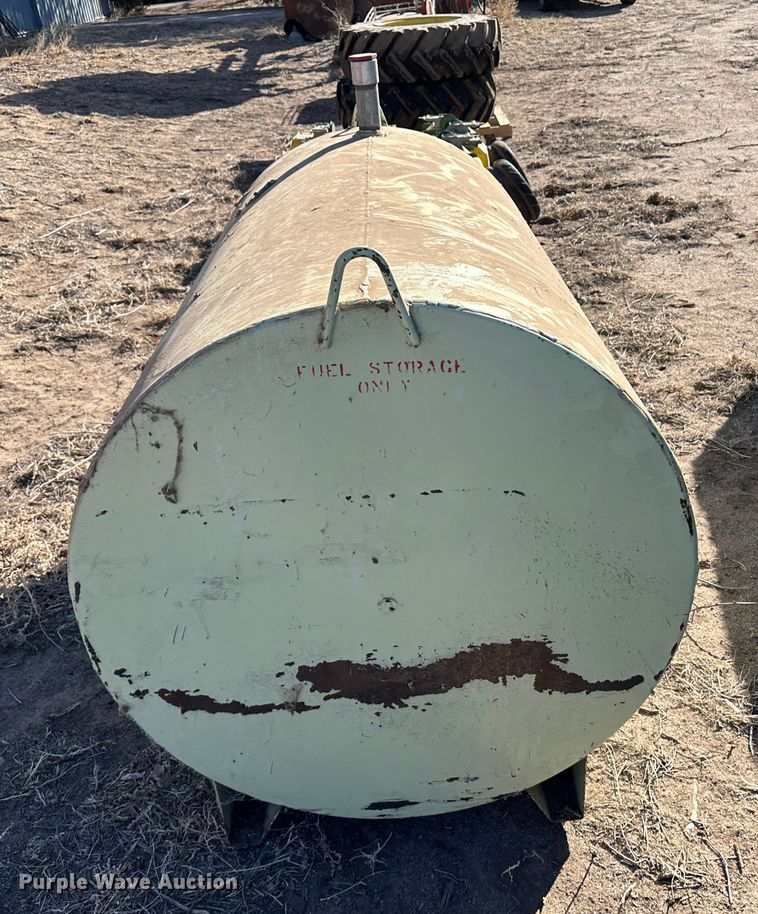 image for item LT9478 300 gallon fuel tank
