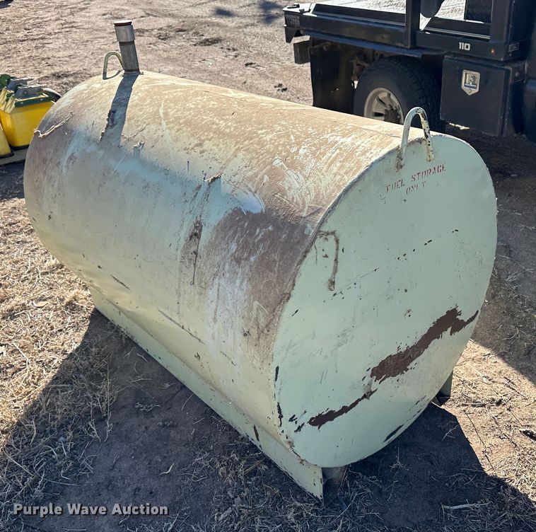 image for item LT9478 300 gallon fuel tank