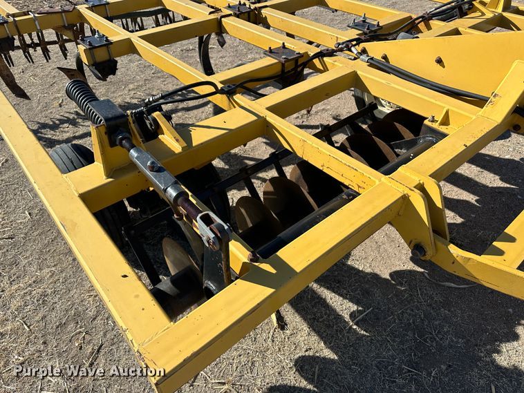 image for item LT9480 Landoll Soil-Master II  chisel