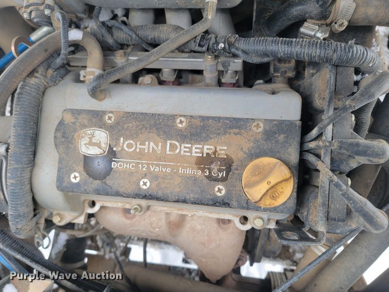 image for item LV9287 2016 John Deere 825i Gator  utility vehicle