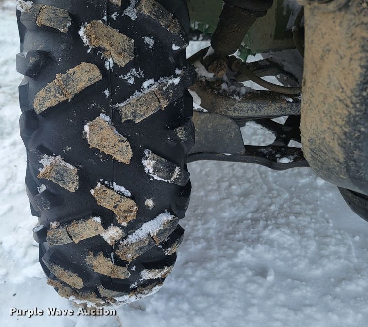 image for item LV9287 2016 John Deere 825i Gator  utility vehicle