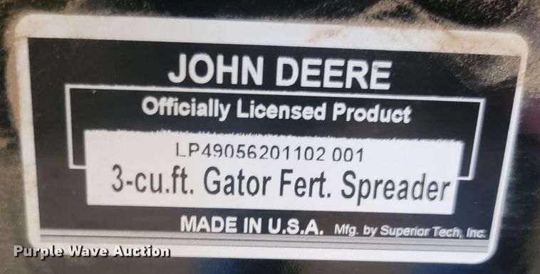 image for item LV9287 2016 John Deere 825i Gator  utility vehicle