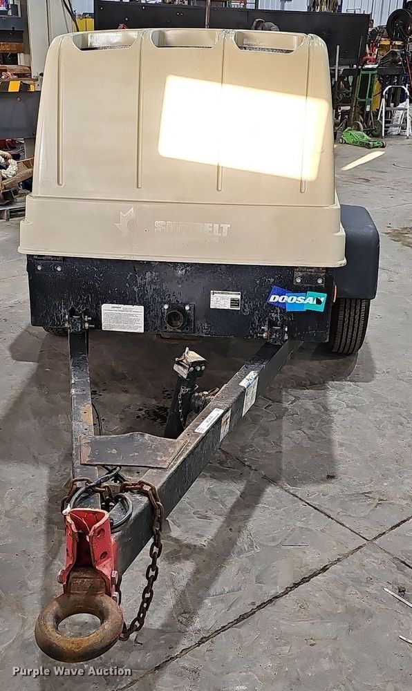 image for item MC9646 2012 Doosan C185WKUB-T4I  air compressor