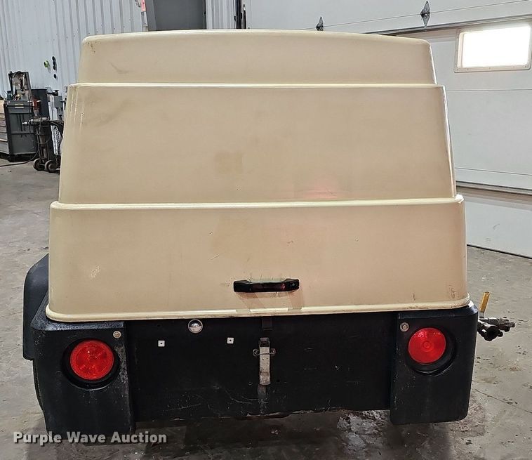 image for item MC9646 2012 Doosan C185WKUB-T4I  air compressor