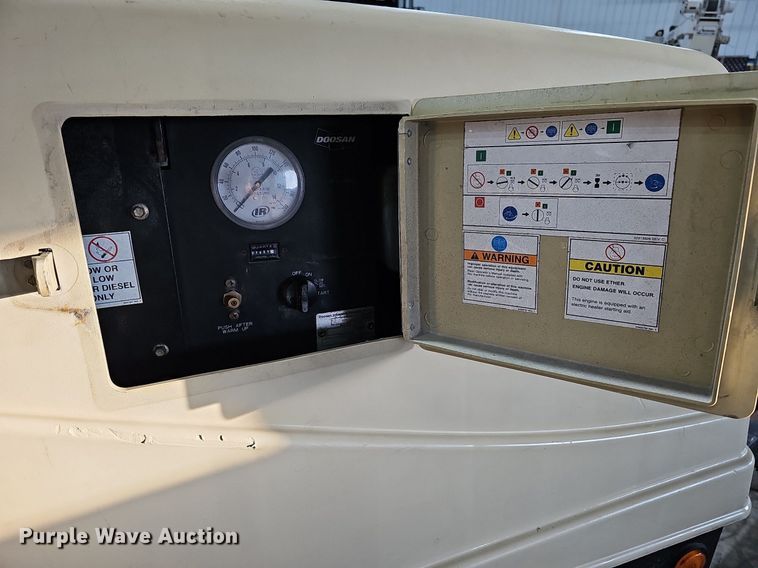 image for item MC9646 2012 Doosan C185WKUB-T4I  air compressor