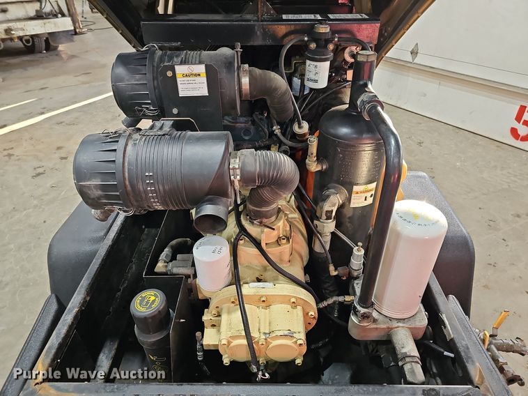 image for item MC9646 2012 Doosan C185WKUB-T4I  air compressor