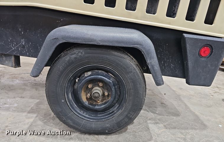 image for item MC9646 2012 Doosan C185WKUB-T4I  air compressor