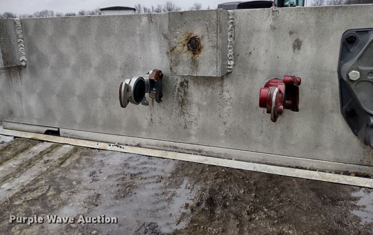 image for item MD9440 1979 Ravens 54028  flatbed trailer