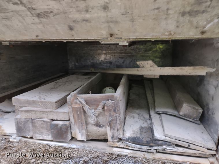 image for item MD9440 1979 Ravens 54028  flatbed trailer