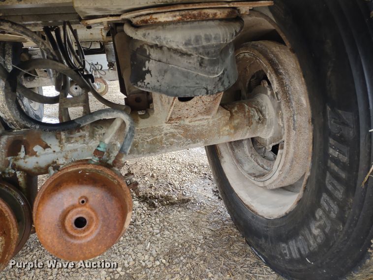 image for item MD9440 1979 Ravens 54028  flatbed trailer