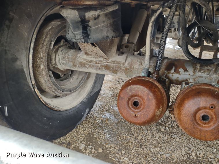 image for item MD9440 1979 Ravens 54028  flatbed trailer