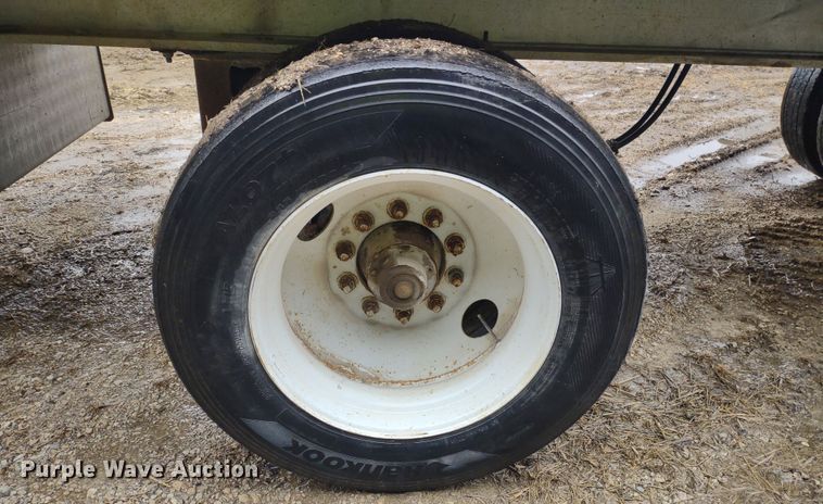 image for item MD9440 1979 Ravens 54028  flatbed trailer