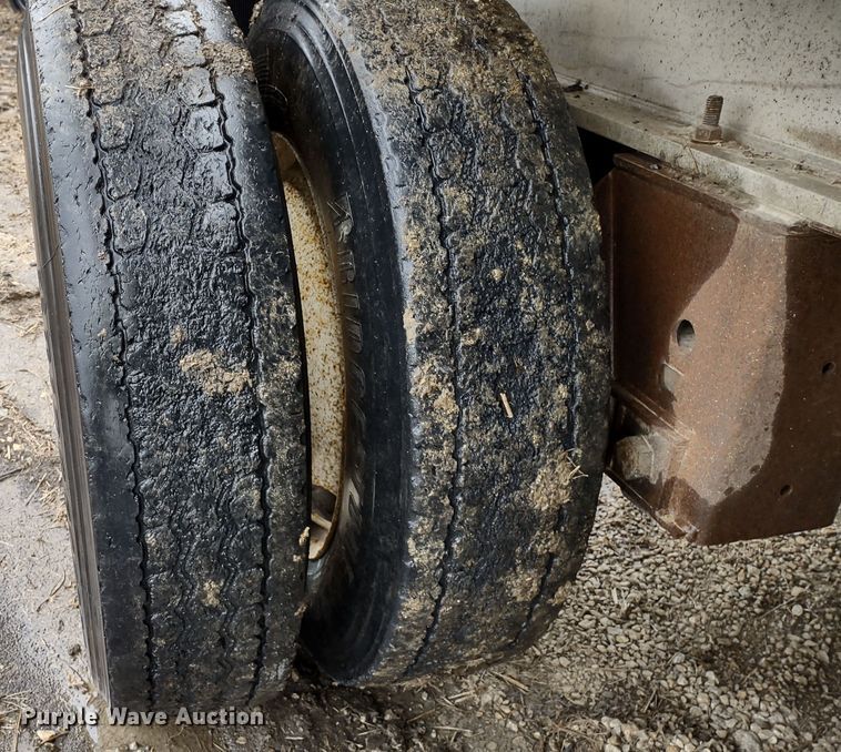 image for item MD9440 1979 Ravens 54028  flatbed trailer