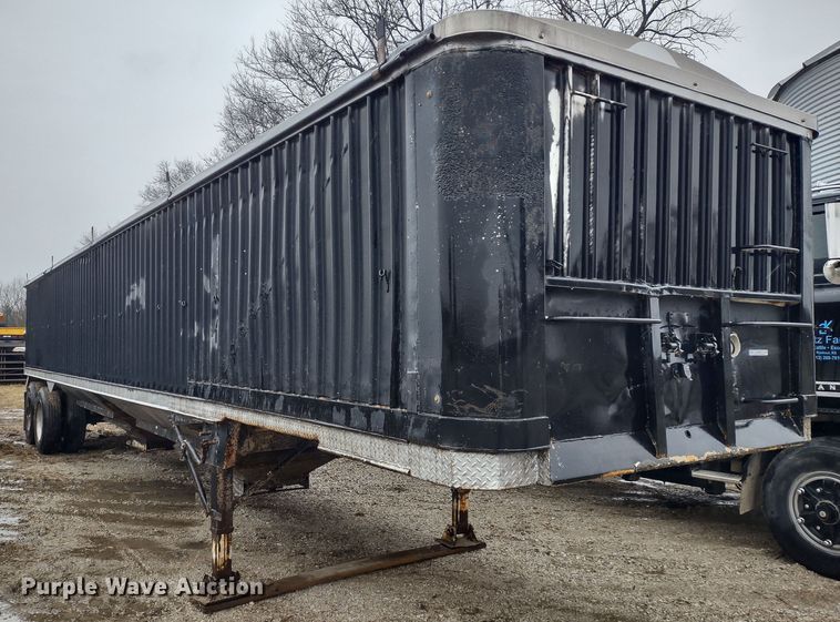 image for item MD9441 1977 Trailmobile  grain trailer